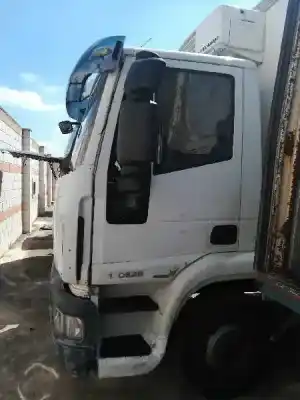 Veículo de Sucata iveco eurocargo 3.9 diesel do ano 2010 alimentado f4ae3681ep