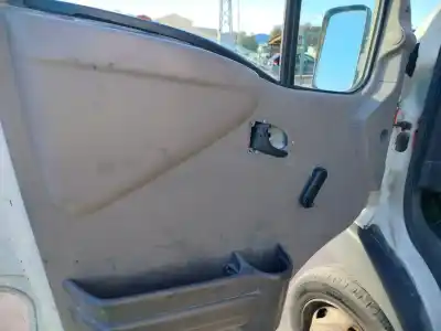 Sloopvoertuig renault mascott pr 110.35/50/55/60 corto van het jaar 2000 aangedreven 8140.43