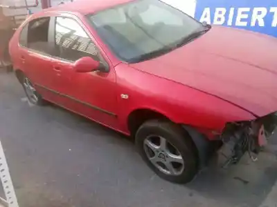 Здавання транспортного засобу seat leon (1m1) signo року 2004 потужний alh