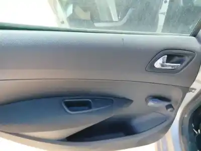 Veículo de Sucata peugeot 308 confort do ano 2008 alimentado 9hx