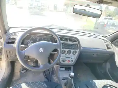 Scrapping Vehicle peugeot 306 fastback (7a, 7c, n3, n5) 1.9 d of the year 1999 powered wjz