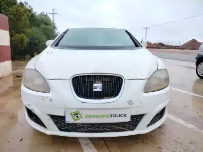 Veículo de Sucata SEAT LEON (1P1) 1.6 TDI do ano 2011 alimentado CAYB