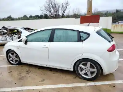 Veículo de Sucata seat leon (1p1) 1.6 tdi do ano 2011 alimentado cayb