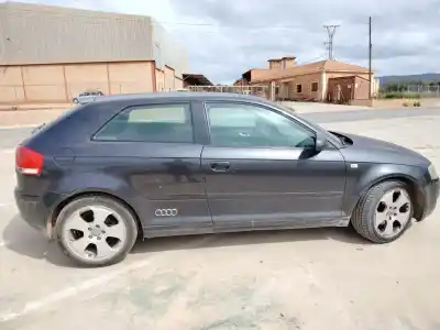 Sloopvoertuig audi a3 (8p) 2.0 tdi van het jaar 2004 aangedreven bkd