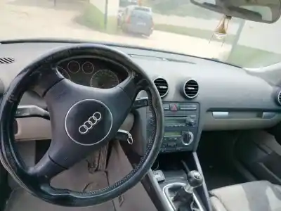 Sloopvoertuig audi a3 (8p) 2.0 tdi van het jaar 2004 aangedreven bkd