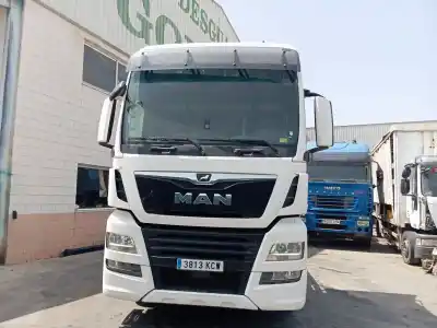 Sloopvoertuig MAN TGX 18.X_X 12.4 Diesel van het jaar 2007 aangedreven 