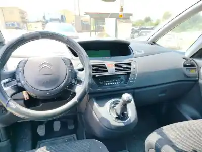 Veículo de Sucata citroen c4 picasso i monospace (ud_) 1.6 vti 120 do ano 2012 alimentado 5f01