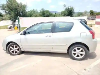 Veículo de Sucata toyota corolla (_e12_) 2.0 d-4d (cde120r_, cde120l_) do ano 2005 alimentado 1cd-ftv