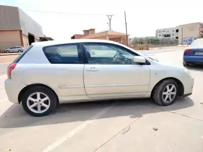 Veículo de Sucata toyota corolla (_e12_) 2.0 d-4d (cde120r_, cde120l_) do ano 2005 alimentado 1cd-ftv
