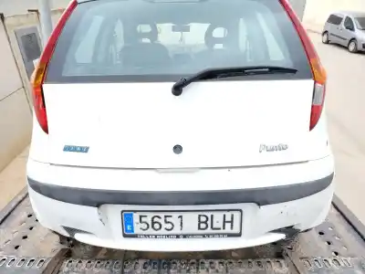 Утилизация автомобиля FIAT PUNTO BERLINA (188)  года 2001 питание 