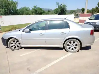 Scrapping Vehicle opel vectra c (z02) 1.9 cdti (f69) of the year 2004 powered z 19 dt