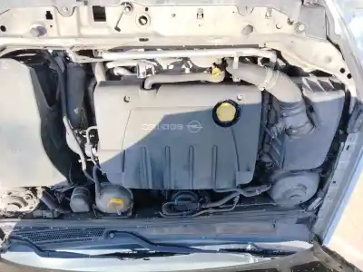 Scrapping Vehicle opel vectra c (z02) 1.9 cdti (f69) of the year 2004 powered z 19 dt