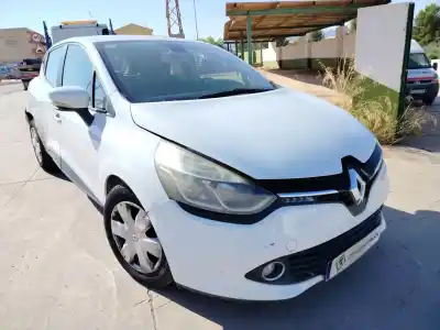Veículo de Sucata renault clio iv (bh_) 0.9 tce 90 do ano 2013 alimentado h4b a4