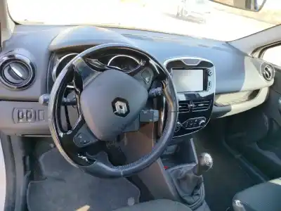 Veículo de Sucata renault clio iv (bh_) 0.9 tce 90 do ano 2013 alimentado h4b a4