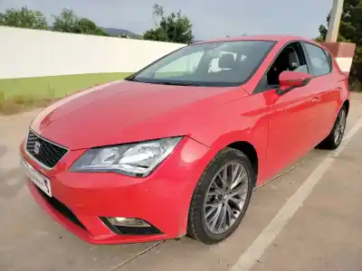 Здавання транспортного засобу seat leon (5f1) 1.6 tdi року 2015 потужний clh
