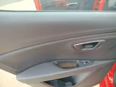 Здавання транспортного засобу seat leon (5f1) 1.6 tdi року 2015 потужний clh