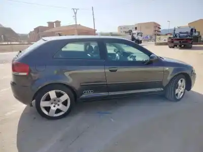 Veículo de Sucata audi a3 (8p) 2.0 tdi do ano 2004 alimentado bkd