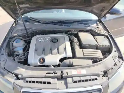 Veículo de Sucata audi a3 (8p) 2.0 tdi do ano 2004 alimentado bkd