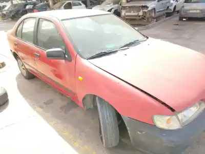 Veículo de Sucata nissan almera (n15) competence (1998) do ano 2024 alimentado 