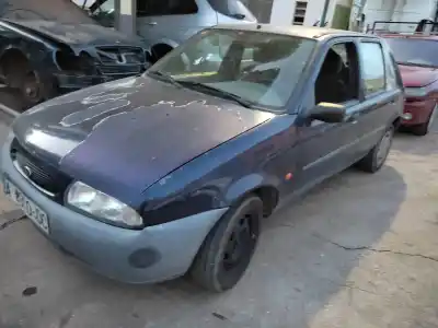 Verschrottungsfahrzeug ford fiesta berlina básico des jahres 1997 angetrieben rtj