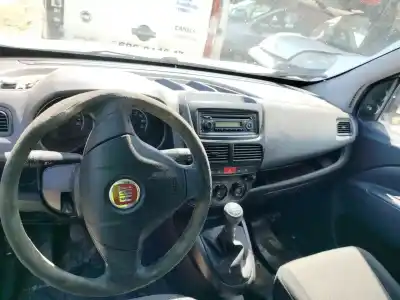Verschrottungsfahrzeug fiat doblo cargo (263_) 1.3 d multijet des jahres 2010 angetrieben 199 a3.000