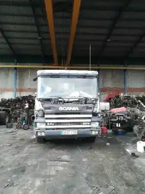 Véhicule à la ferraille SCANIA SERIE 4 (P 94 D)  de l'année 2003 alimenté 