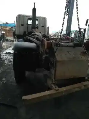 Véhicule à la ferraille scania serie 4 (p 94 d) * de l'année 2003 alimenté 