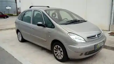 Veículo de Sucata citroen xsara picasso rhydw10td do ano 2003 alimentado rhy(dw10td)