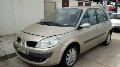 Sloopvoertuig RENAULT SCENIC II (JM) K9K P7 van het jaar 2007 aangedreven K9K
