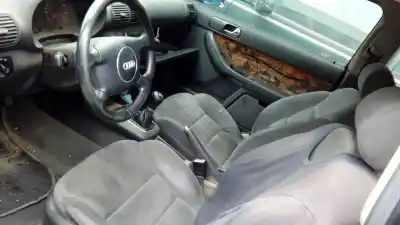 Scrapping Vehicle audi a3 (8l1) 1.8 of the year 2000 powered apg