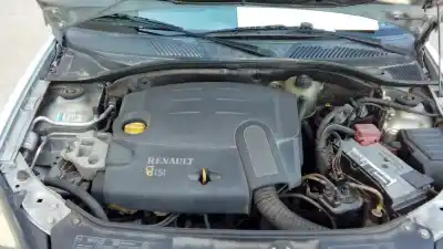Здавання транспортного засобу renault clio ii fase ii (b/cb0) k9k704 року 2003 потужний k9k704