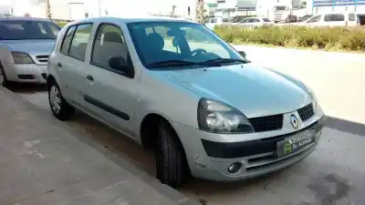 Здавання транспортного засобу RENAULT CLIO II FASE II (B/CB0) K9K704 року 2003 потужний K9K704