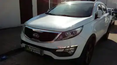 Veicolo di demolizione kia sportage iii (sl) 1.7 crdi dell'anno 2013 alimentato d4fd