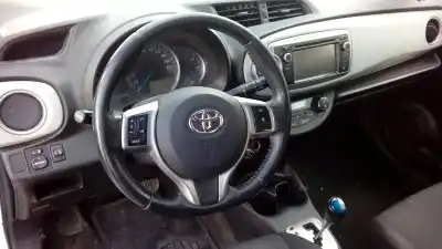 Veículo de Sucata toyota yaris (ksp1/nlp1/nsp1) 1nz do ano 2014 alimentado 1nz