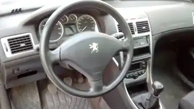 Sloopvoertuig peugeot 307 break (3e) 1.6 16v van het jaar 2003 aangedreven nfu