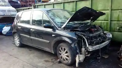 Sloopvoertuig RENAULT SCENIC II (JM) K4M9766 van het jaar 2007 aangedreven K4M9766