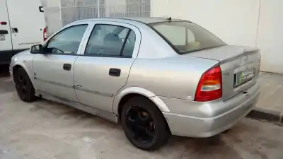 Véhicule à la ferraille opel                                               astra g berlina                                                                                                                                                                                                                                            g-z16xe                                                                                                                                                                                                                                                    de l'année 2001 alimenté z16xe