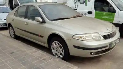 Sloopvoertuig RENAULT LAGUNA II (BG0) F9Q van het jaar 2004 aangedreven F9Q