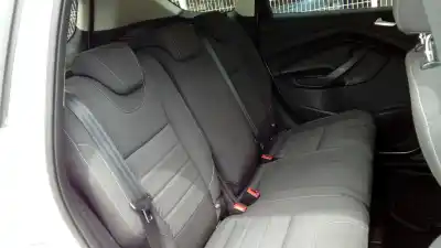 Здавання транспортного засобу ford kuga (cbs) jqma року 2013 потужний jqma