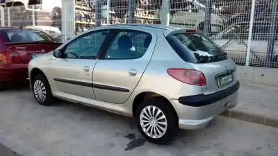 Здавання транспортного засобу peugeot 206 sw d-8hz року 2005 потужний 8hz