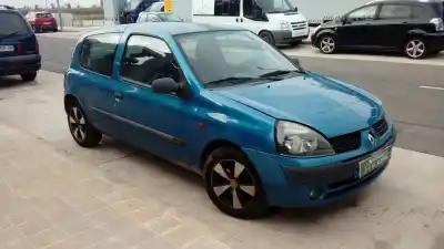 Здавання транспортного засобу RENAULT CLIO II FASE II (B/CB0) K9K702 року 2002 потужний K9K702