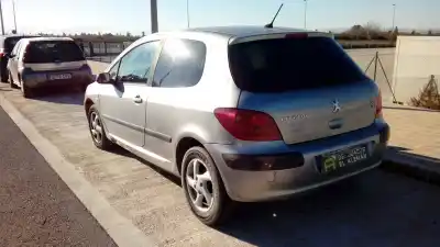 Veículo de Sucata peugeot 307 (s1) rhydw10td do ano 2004 alimentado rhy(dw10td)