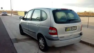 Здавання транспортного засобу renault scenic (ja..) f9q року 2003 потужний f9q