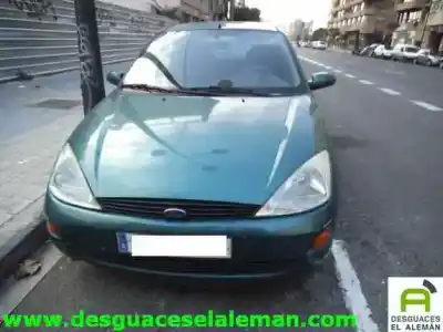 Vehículo de desguace FORD FOCUS BERLINA (CAK) Ambiente del año 2000 con motor C9DA