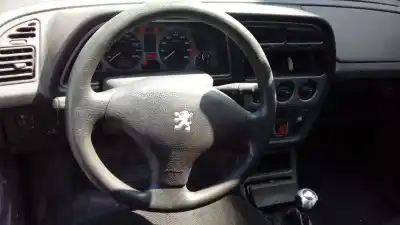 Здавання транспортного засобу peugeot 306 3/5 pt. / 4 pt. (s2) nft року 2001 потужний nft