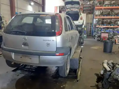 Здавання транспортного засобу opel corsa c g-z12xe року 2002 потужний z12xe