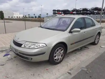 Sloopvoertuig renault laguna ii (bg0) f9q van het jaar 2004 aangedreven f9q