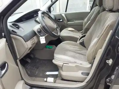 Здавання транспортного засобу renault scenic ii (jm) k9kp732 року 2005 потужний k9kp732