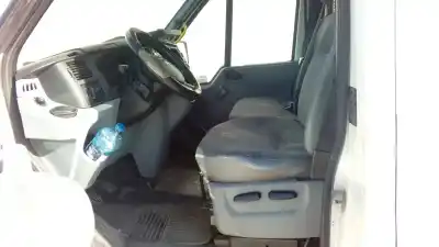 Здавання транспортного засобу ford transit combi (tt9) jxfa року 2009 потужний jxfa