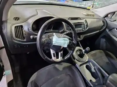 Veicolo di demolizione kia sportage iii (sl) 1.7 crdi dell'anno 2013 alimentato d4fd